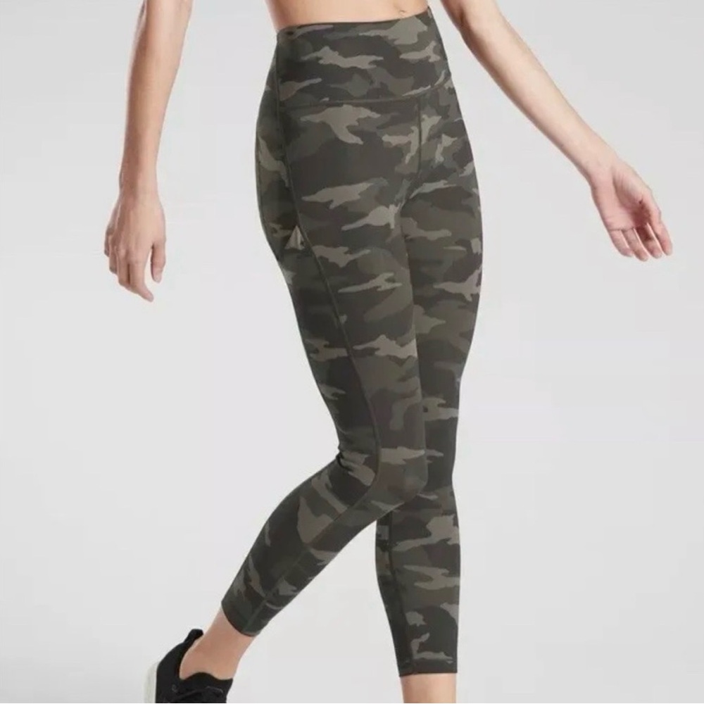Camo High-Waisted Women's Leggings